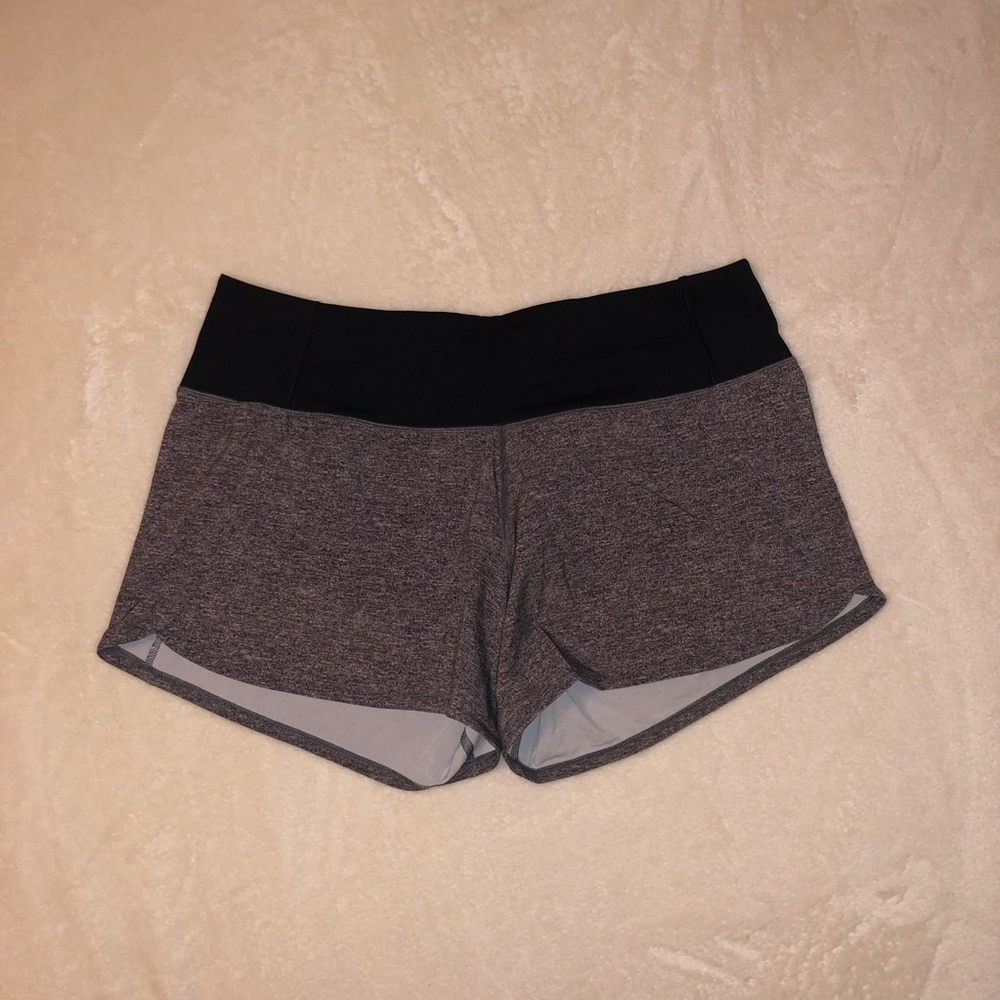 Lululemon Run Times Shorts Gray/Black 4”in. Size 6
